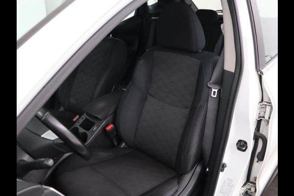 Nissan QASHQAI 1.2 Acenta | Stoelverwarming | Trekhaak | Camera | Navigatie | Climate control | Cruise control | Bluetooth