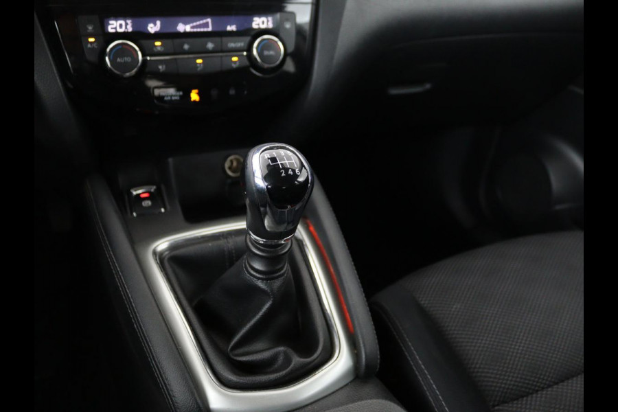 Nissan QASHQAI 1.2 Acenta | Stoelverwarming | Trekhaak | Camera | Navigatie | Climate control | Cruise control | Bluetooth