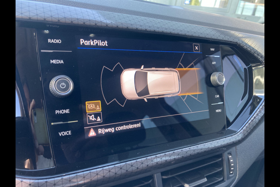 Volkswagen T-Cross 1.0 TSi 115pk Style LED/CARPLAY/NAVI/PDC/TREKHAAK/WINTERPACK