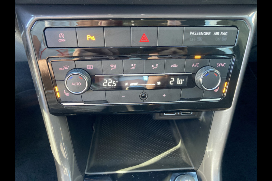 Volkswagen T-Cross 1.0 TSi 115pk Style LED/CARPLAY/NAVI/PDC/TREKHAAK/WINTERPACK