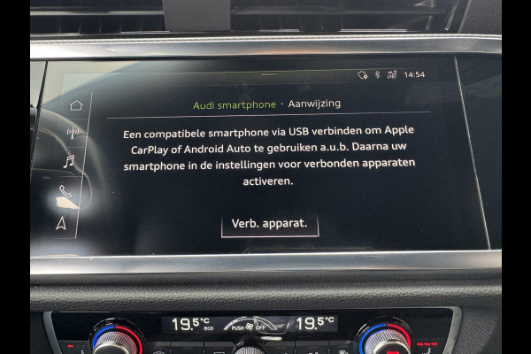 Audi Q3 35 TFSI 150pk 2 x S Line S-Tronic Dynamic Light LED Keyless Sfeerverlichting CarPlay Leder Stlvw