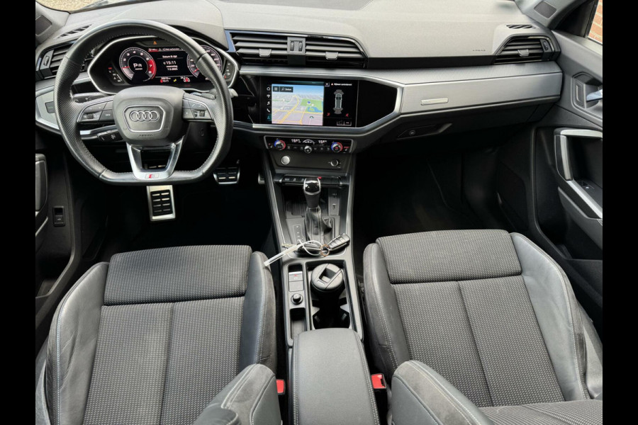 Audi Q3 35 TFSI 150pk 2 x S Line S-Tronic Dynamic Light LED Keyless Sfeerverlichting CarPlay Leder Stlvw