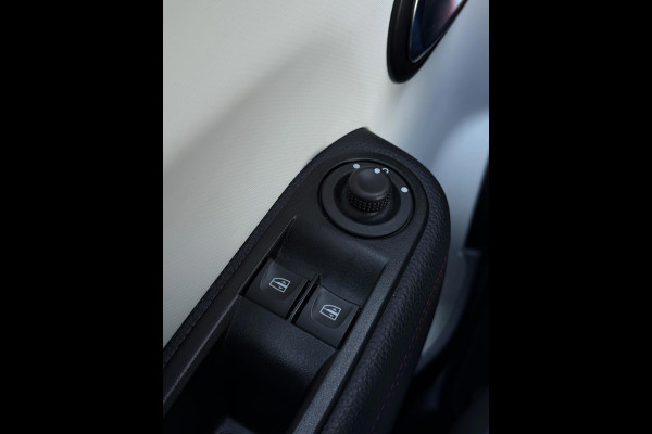 Renault Twingo 0.9 TCe Intens CarPlay LED Camera