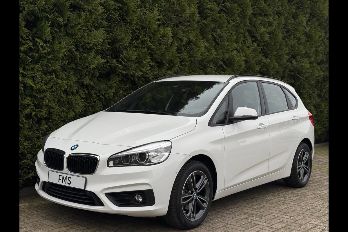 BMW 2 Serie Active Tourer 218i High Executive Launch Edition H/K BMW 2 Serie Active Tourer 218i High Executive Launch Edition H/K