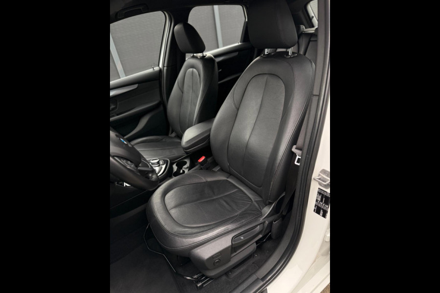 BMW 2 Serie Active Tourer 218i High Executive Launch Edition H/K