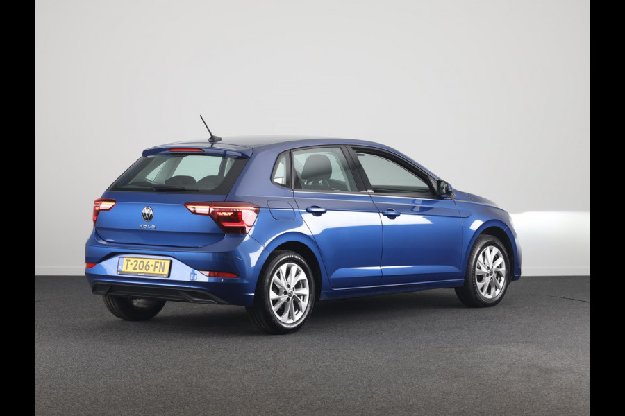 Volkswagen Polo 1.0 TSI Style 95 pk | Navigatie | LM-velgen|Parkeersensoren | Digital display| Trekhaak