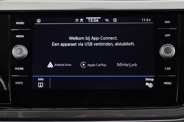 Volkswagen Polo 1.0 TSI Style 95 pk | Navigatie | LM-velgen|Parkeersensoren | Digital display| Trekhaak