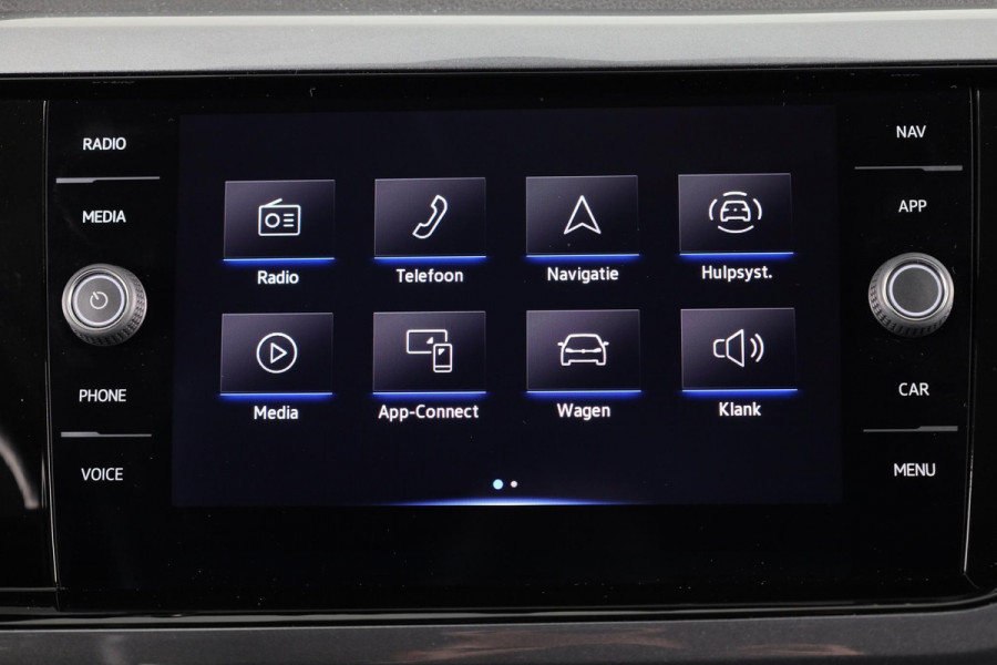 Volkswagen Polo 1.0 TSI Style 95 pk | Navigatie | LM-velgen|Parkeersensoren | Digital display| Trekhaak