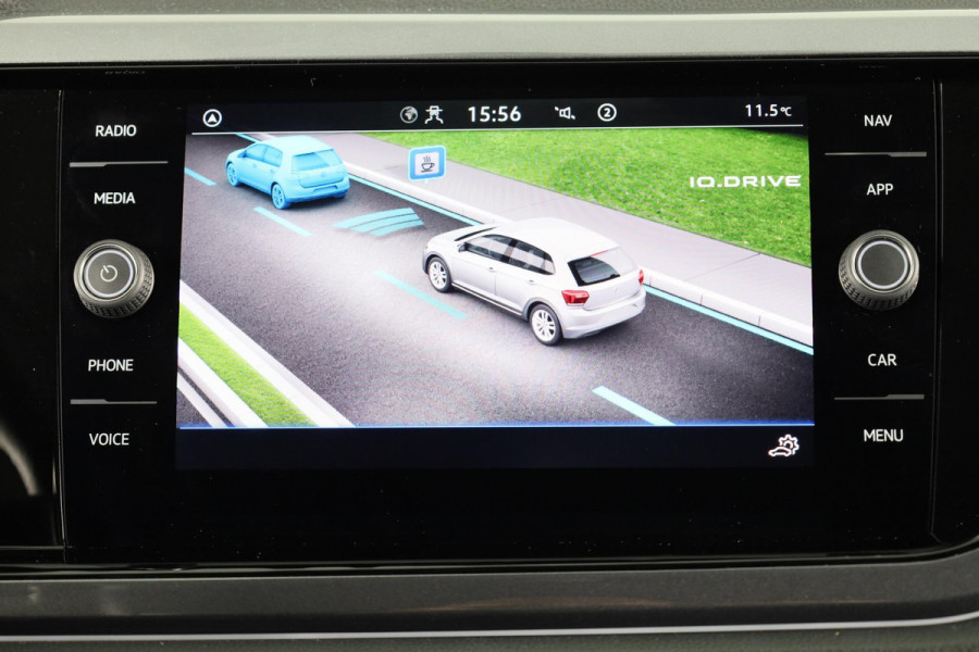 Volkswagen Polo 1.0 TSI Style 95 pk | Navigatie | LM-velgen|Parkeersensoren | Digital display| Trekhaak