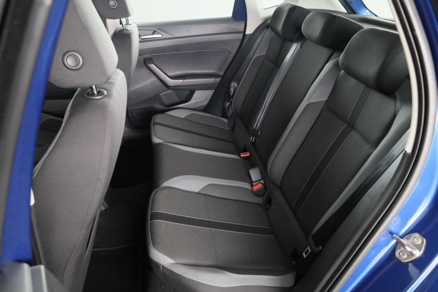 Volkswagen Polo 1.0 TSI Style 95 pk | Navigatie | LM-velgen|Parkeersensoren | Digital display| Trekhaak