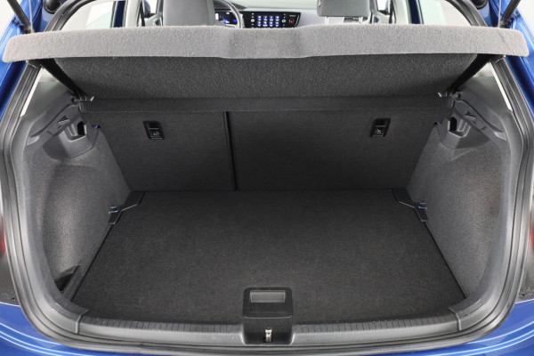 Volkswagen Polo 1.0 TSI Style 95 pk | Navigatie | LM-velgen|Parkeersensoren | Digital display| Trekhaak