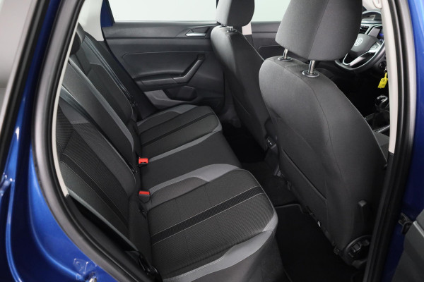 Volkswagen Polo 1.0 TSI Style 95 pk | Navigatie | LM-velgen|Parkeersensoren | Digital display| Trekhaak
