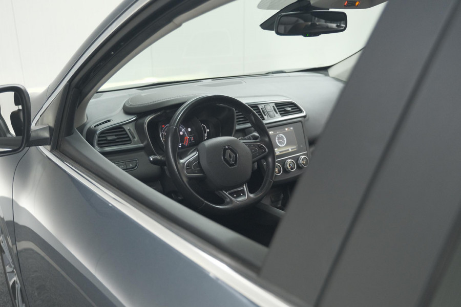 Renault Kadjar TCe 140 Intens | Trekhaak | Camera | Dodehoek | Pack Leder | Navigatie