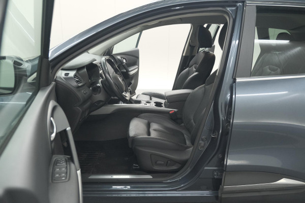 Renault Kadjar TCe 140 Intens | Trekhaak | Camera | Dodehoek | Pack Leder | Navigatie