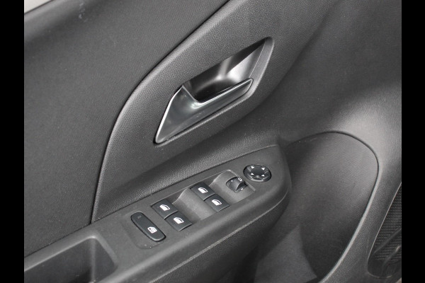 Opel CORSA-E Edition 50 kWh Climate control Cruise control Parkeersensor achter + camera Lichtmetalen velgen Apple Carplay/ Android Auto