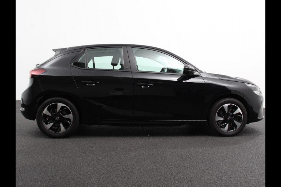 Opel CORSA-E Edition 50 kWh Climate control Cruise control Parkeersensor achter + camera Lichtmetalen velgen Apple Carplay/ Android Auto