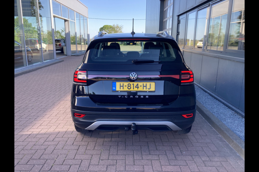 Volkswagen T-Cross 1.0 TSi 115pk Style LED/CARPLAY/NAVI/PDC/TREKHAAK/WINTERPACK