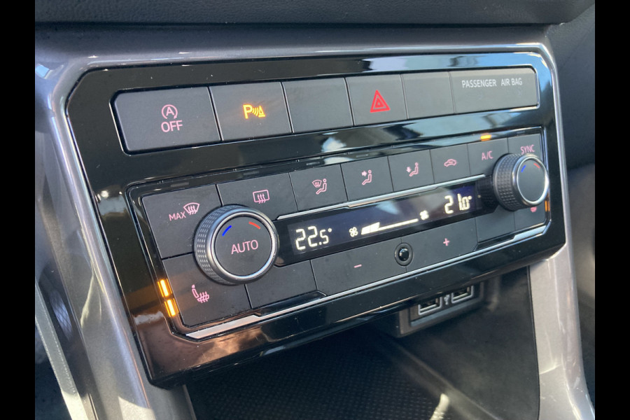 Volkswagen T-Cross 1.0 TSi 115pk Style LED/CARPLAY/NAVI/PDC/TREKHAAK/WINTERPACK