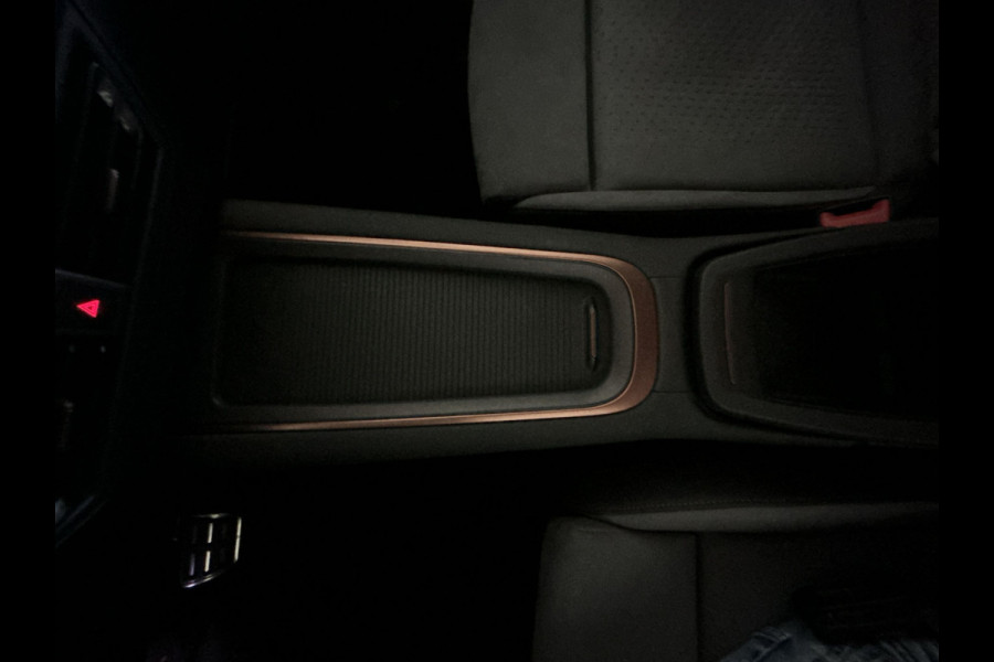CUPRA Born Performance One 62 kWh | Sportstoelen | Massage functie | Soh (batterijcheck) 94,91 %
