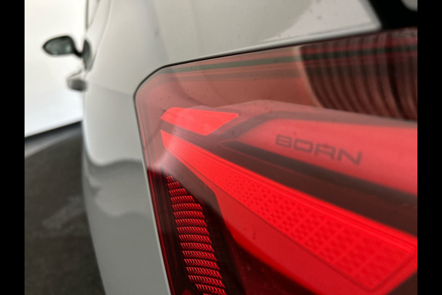 CUPRA Born Performance One 62 kWh | Sportstoelen | Massage functie | Soh (batterijcheck) 94,91 %