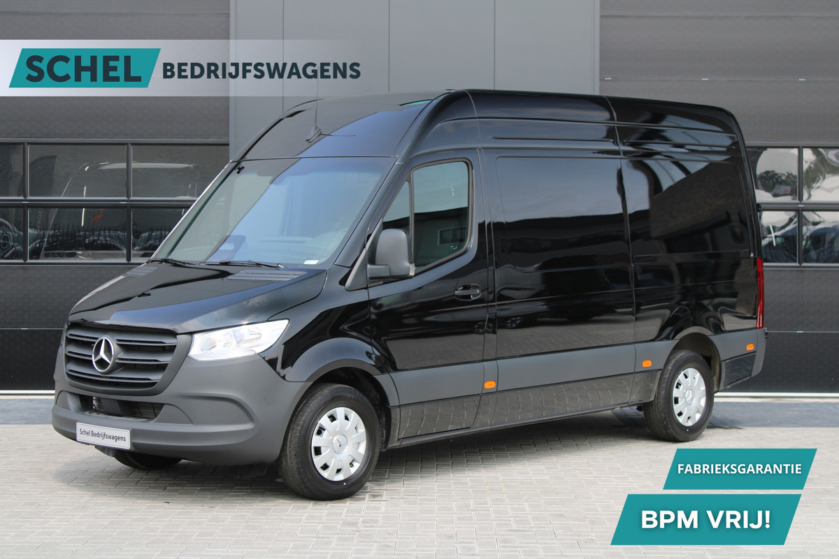 Mercedes-Benz Sprinter 317CDI L2H2 Pro - Mbux 10 - 3.5t Trekhaak - Betimmering - Camera - Carplay - Bind spot - Cruise - Smartphone integratie - Rijkla Mercedes-Benz Sprinter 317CDI L2H2 Pro - Mbux 10 - 3.5t Trekhaak - Betimmering - Camera - Carplay - Bind spot - Cruise - Smartphone integratie - Rijkla