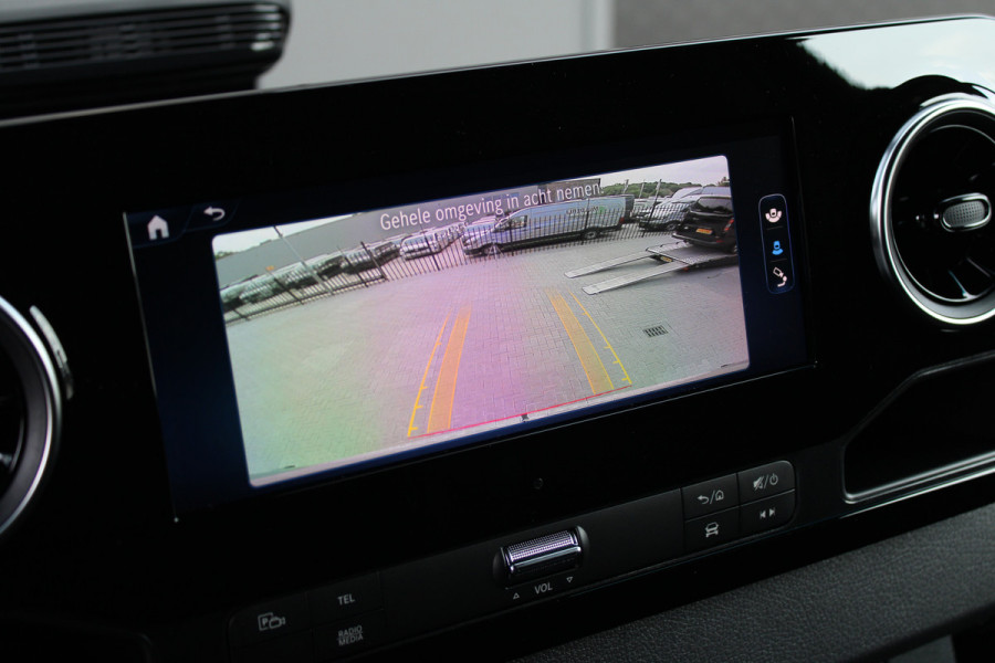 Mercedes-Benz Sprinter 317CDI L2H2 Pro - Mbux 10 - 3.5t Trekhaak - Betimmering - Camera - Carplay - Bind spot - Cruise - Smartphone integratie - Rijkla