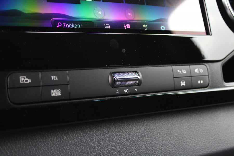 Mercedes-Benz Sprinter 317CDI L2H2 Pro - Mbux 10 - 3.5t Trekhaak - Betimmering - Camera - Carplay - Bind spot - Cruise - Smartphone integratie - Rijkla