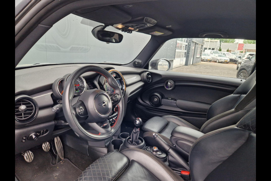 MINI Cooper 1.5 136PK / NL auto /Carplay /Garantie