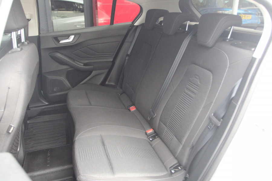 Ford Focus 1.0 EcoBoost Active Business | Trekhaak | Winterpakket