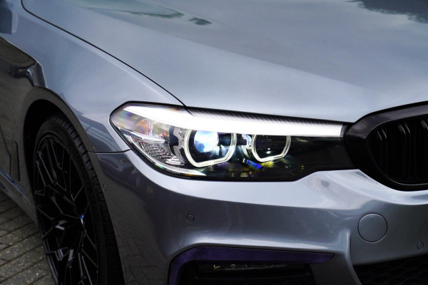 BMW 5 Serie 540i xDrive High Executive | M-pakket | Stoelverwarming / Verkoeling | Camera | Cruise control | Shadowline | NAP |