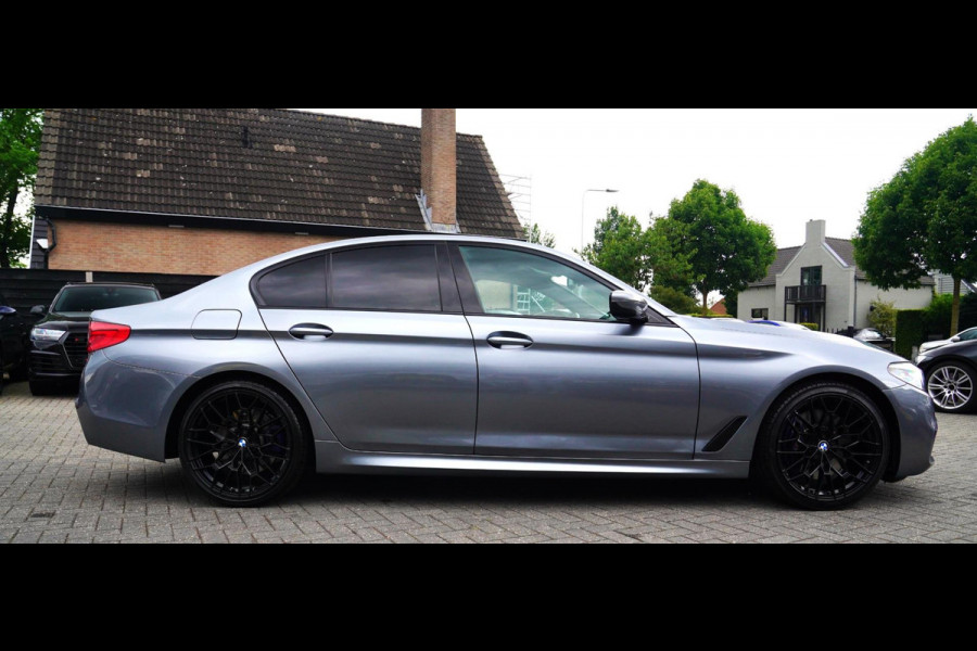BMW 5 Serie 540i xDrive High Executive | M-pakket | Stoelverwarming / Verkoeling | Camera | Cruise control | Shadowline | NAP |