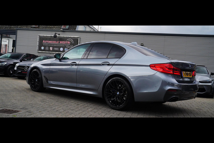 BMW 5 Serie 540i xDrive High Executive | M-pakket | Stoelverwarming / Verkoeling | Camera | Cruise control | Shadowline | NAP |