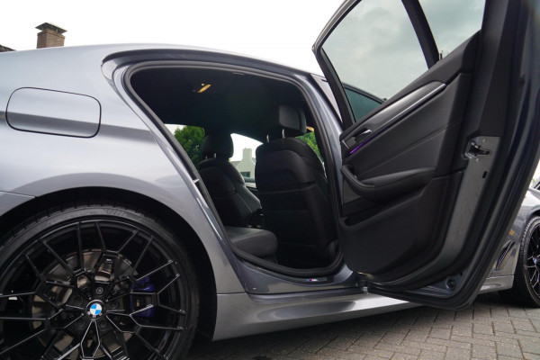 BMW 5 Serie 540i xDrive High Executive | M-pakket | Stoelverwarming / Verkoeling | Camera | Cruise control | Shadowline | NAP |