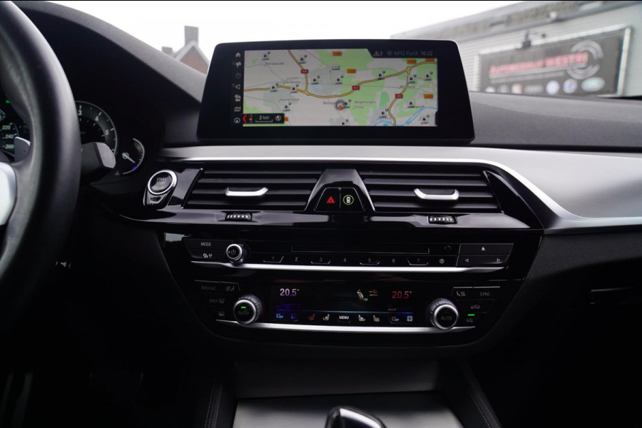 BMW 5 Serie 540i xDrive High Executive | M-pakket | Stoelverwarming / Verkoeling | Camera | Cruise control | Shadowline | NAP |