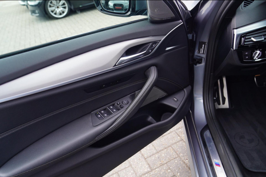 BMW 5 Serie 540i xDrive High Executive | M-pakket | Stoelverwarming / Verkoeling | Camera | Cruise control | Shadowline | NAP |