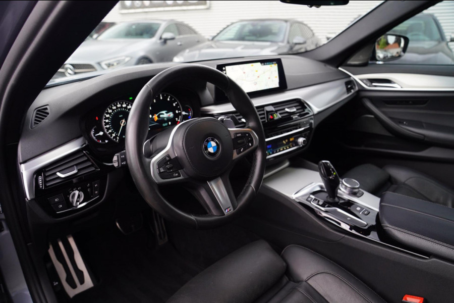 BMW 5 Serie 540i xDrive High Executive | M-pakket | Stoelverwarming / Verkoeling | Camera | Cruise control | Shadowline | NAP |