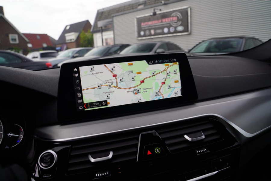 BMW 5 Serie 540i xDrive High Executive | M-pakket | Stoelverwarming / Verkoeling | Camera | Cruise control | Shadowline | NAP |