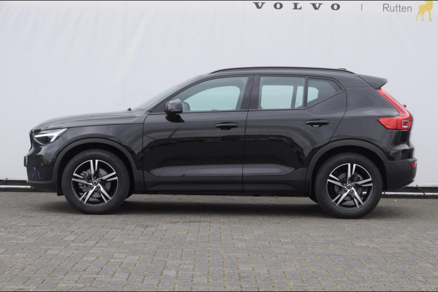 Volvo XC40 B4 211PK Automaat Plus Dark / Adaptieve cruise control / Keyless entry / Elektrische stoelen / Trekhaak / Elektrische achterklep / Stoel en stuurwielverwarming / Harman kardon audio / BLIS /