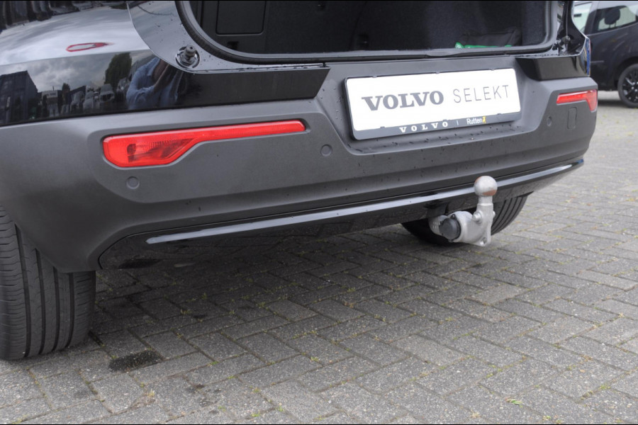 Volvo XC40 B4 211PK Automaat Plus Dark / Adaptieve cruise control / Keyless entry / Elektrische stoelen / Trekhaak / Elektrische achterklep / Stoel en stuurwielverwarming / Harman kardon audio / BLIS /