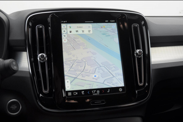 Volvo XC40 B4 211PK Automaat Plus Dark / Adaptieve cruise control / Keyless entry / Elektrische stoelen / Trekhaak / Elektrische achterklep / Stoel en stuurwielverwarming / Harman kardon audio / BLIS /