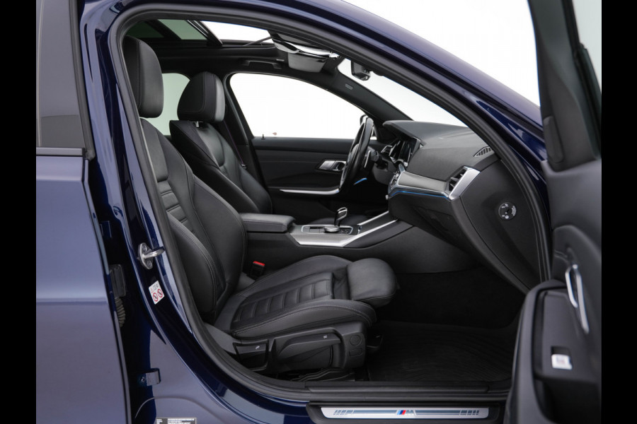 BMW 3 Serie Touring 330e Business Edition Plus M-Sportpack (INCL-BTW) *PANO | VERNASCA-FULL-LEATHER | HEAD-UP | FULL-LED | DIGI-COCKPIT | NAVI-FULLMAP | HEATED-SPORTSEATS | HIFI-SOUND | CAMERA | AMBIENT-LIGHT | TOWBAR | 19''ALU*