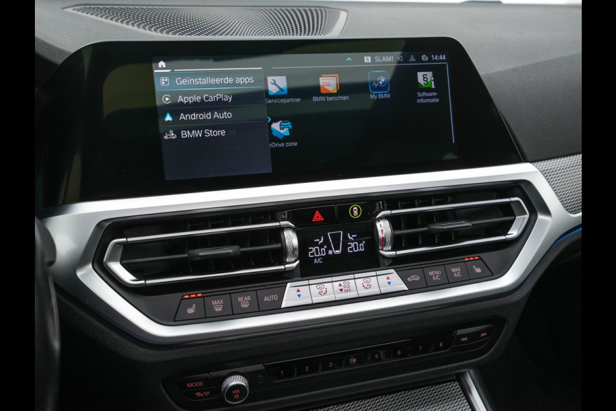 BMW 3 Serie Touring 330e Business Edition Plus M-Sportpack (INCL-BTW) *PANO | VERNASCA-FULL-LEATHER | HEAD-UP | FULL-LED | DIGI-COCKPIT | NAVI-FULLMAP | HEATED-SPORTSEATS | HIFI-SOUND | CAMERA | AMBIENT-LIGHT | TOWBAR | 19''ALU*
