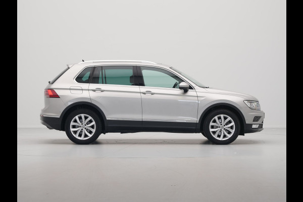 Volkswagen Tiguan 1.4 TSI ACT 150pk DSG Highline Panorama Navigatie Camera Acc Sideassist Stoelmemory 294
