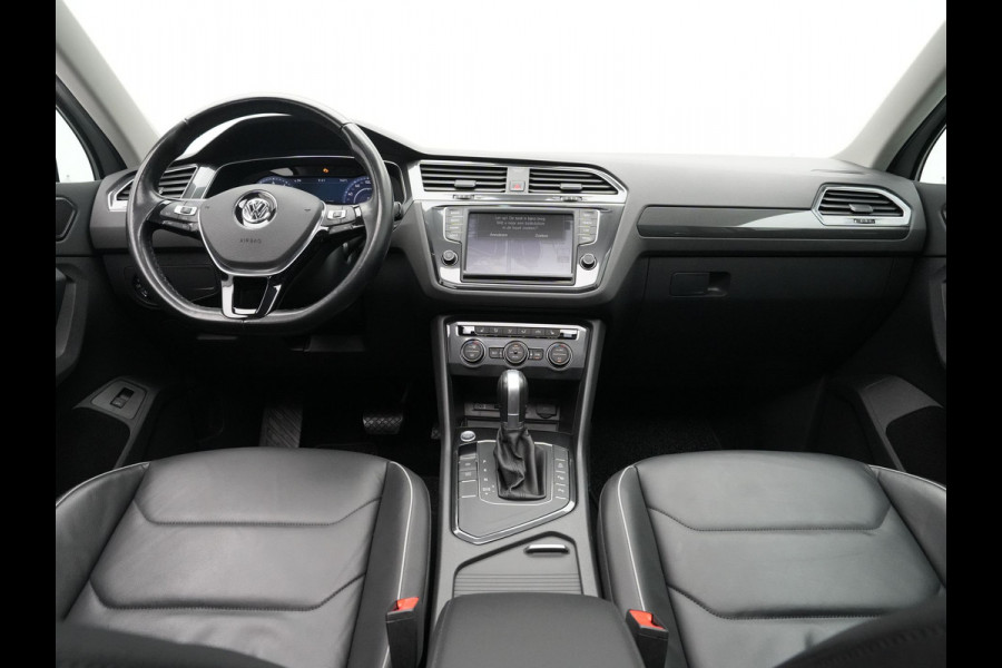 Volkswagen Tiguan 1.4 TSI ACT 150pk DSG Highline Panorama Navigatie Camera Acc Sideassist Stoelmemory 294