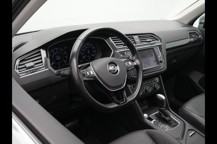 Volkswagen Tiguan 1.4 TSI ACT 150pk DSG Highline Panorama Navigatie Camera Acc Sideassist Stoelmemory 294