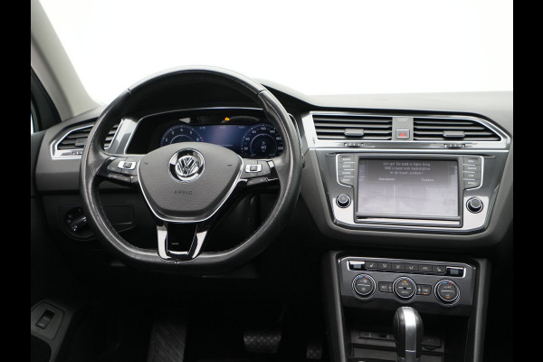 Volkswagen Tiguan 1.4 TSI ACT 150pk DSG Highline Panorama Navigatie Camera Acc Sideassist Stoelmemory 294
