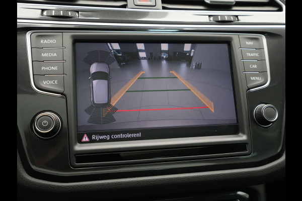 Volkswagen Tiguan 1.4 TSI ACT 150pk DSG Highline Panorama Navigatie Camera Acc Sideassist Stoelmemory 294