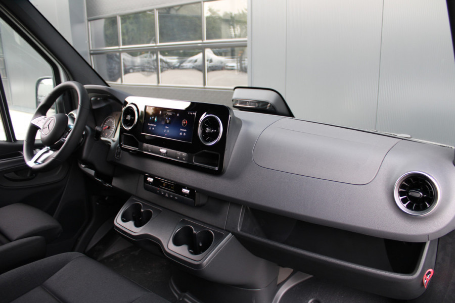 Mercedes-Benz Sprinter 317CDI L2H2 Pro - 2x Schuifdeur - LED - Mbux 10 - 3.5t Trekhaak - Betimmering - Camera - Carplay - Bind spot - Cruise - Smartpho