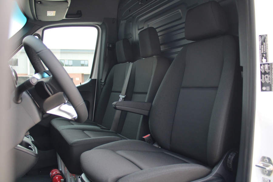 Mercedes-Benz Sprinter 317CDI L2H2 Pro - 2x Schuifdeur - LED - Mbux 10 - 3.5t Trekhaak - Betimmering - Camera - Carplay - Bind spot - Cruise - Smartpho