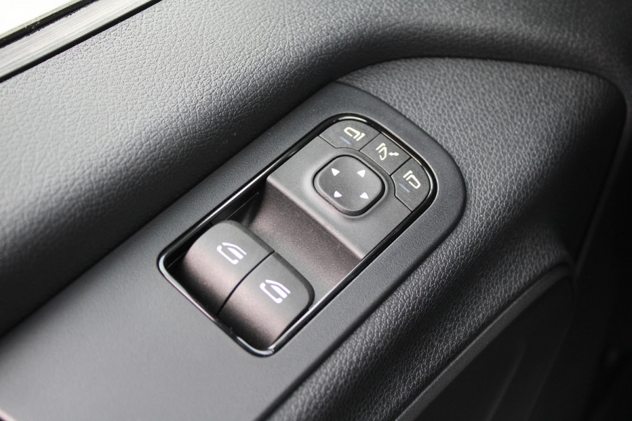 Mercedes-Benz Sprinter 317CDI L2H2 Pro - 2x Schuifdeur - LED - Mbux 10 - 3.5t Trekhaak - Betimmering - Camera - Carplay - Bind spot - Cruise - Smartpho
